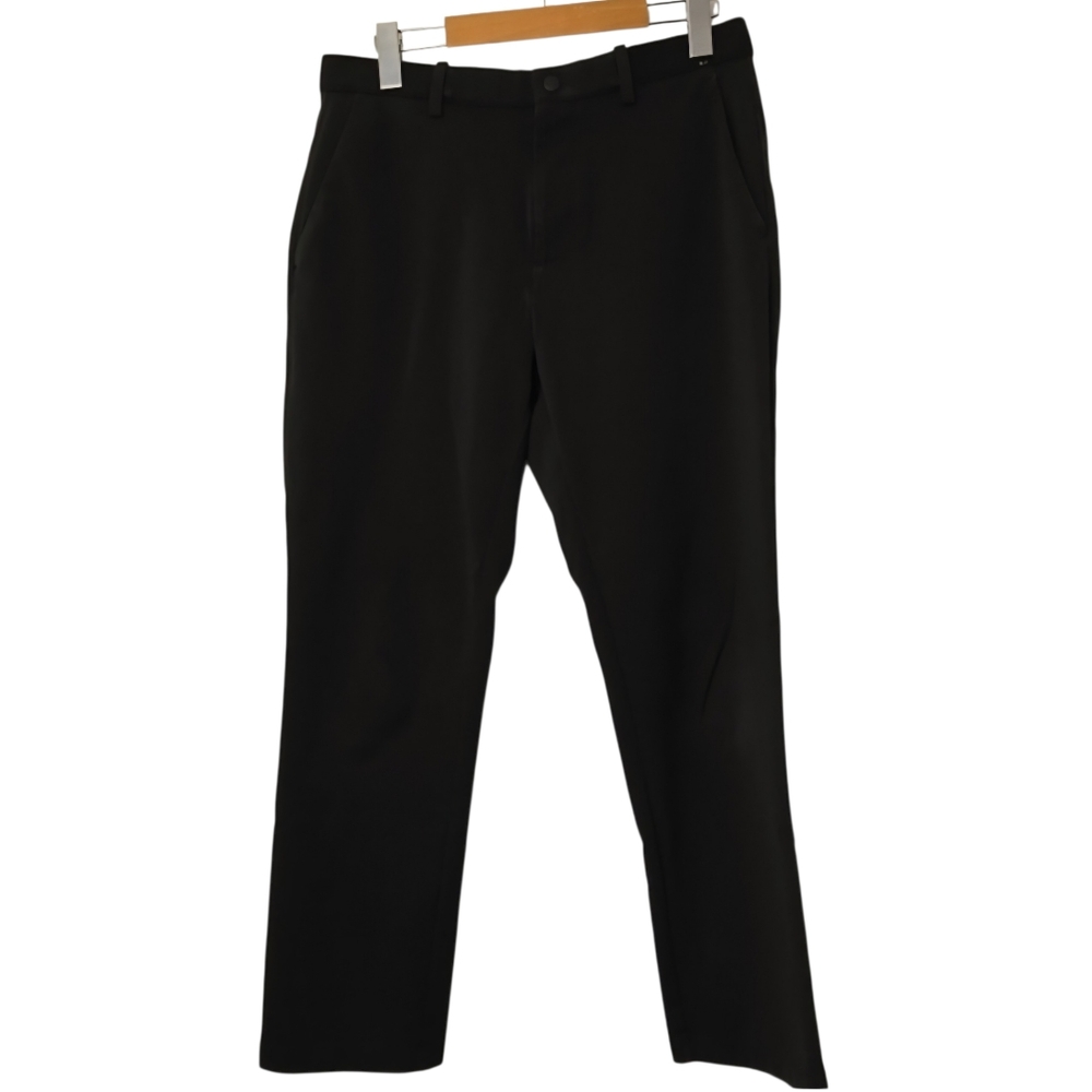 UNIQLO Women’s Black Ankle Cropped Pants Size M Minimalist Office Contemporary